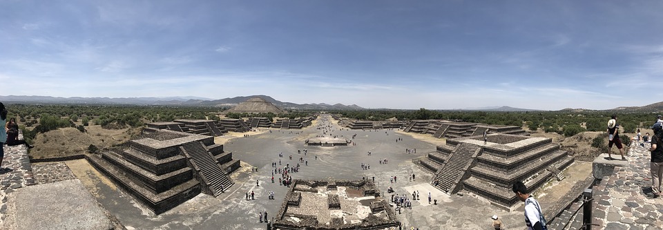Descubren una cámara y túnel debajo de la Pirámide de la Luna de Teotihuacan #regionmx