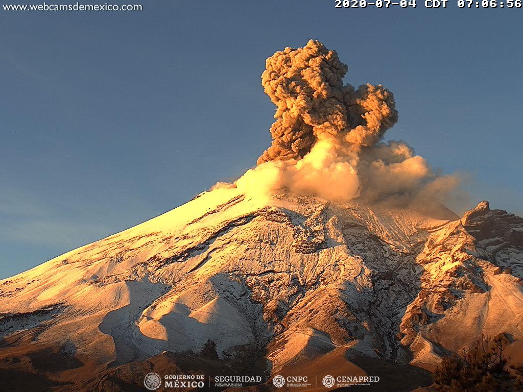 Volcán Popocatépetl registra explosión y exhalaciones #regionmx