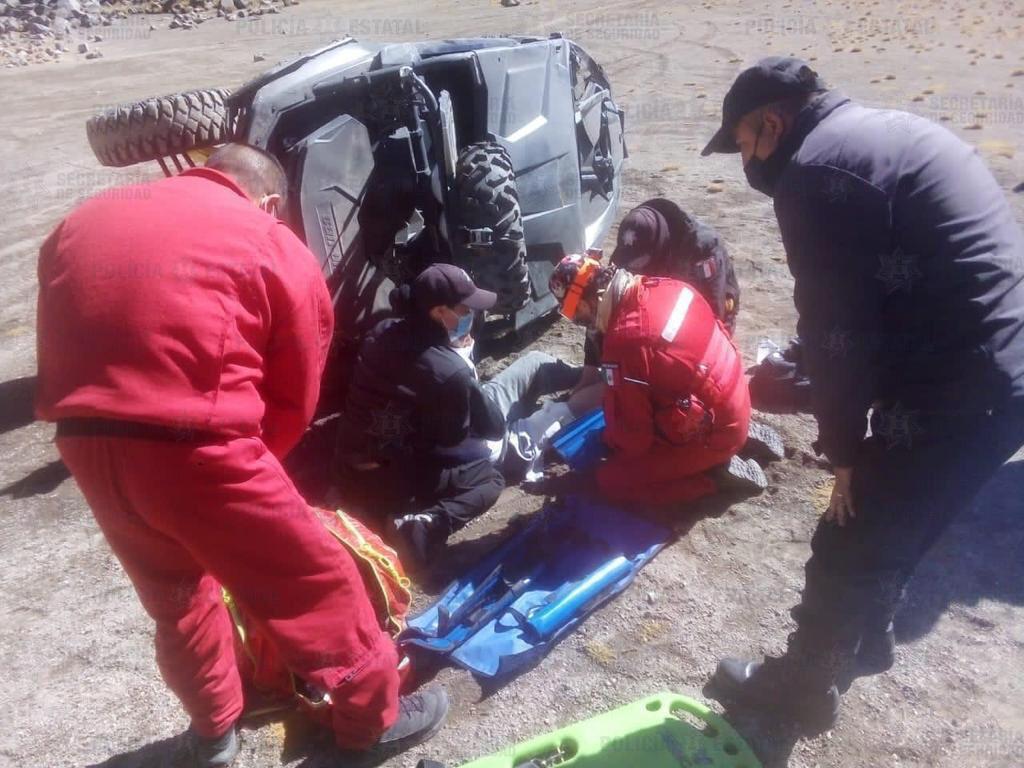 Ingresan clandestinamente al Nevado de Toluca y son trasladados al hospital en helicóptero #regionmx