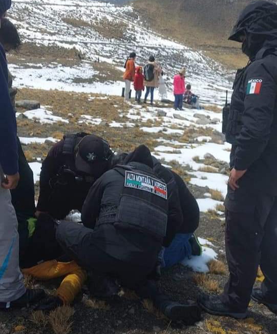 Adolescente es rescatado del Nevado de Toluca #regionmx