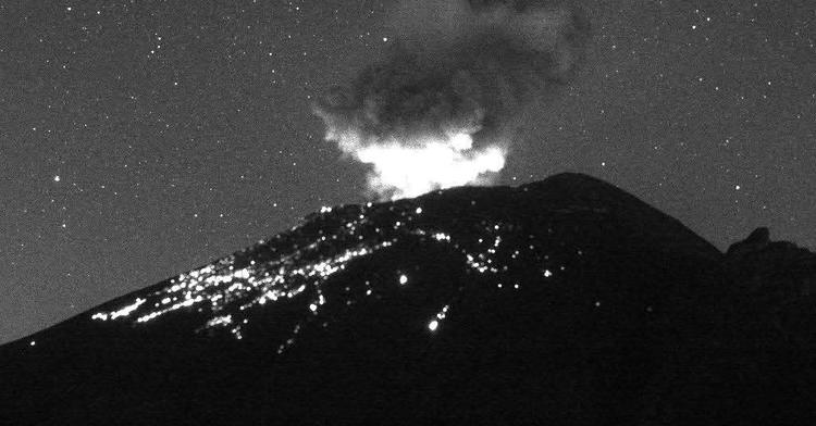 El volcán Popocatépetl registró dos explosiones #regionmx