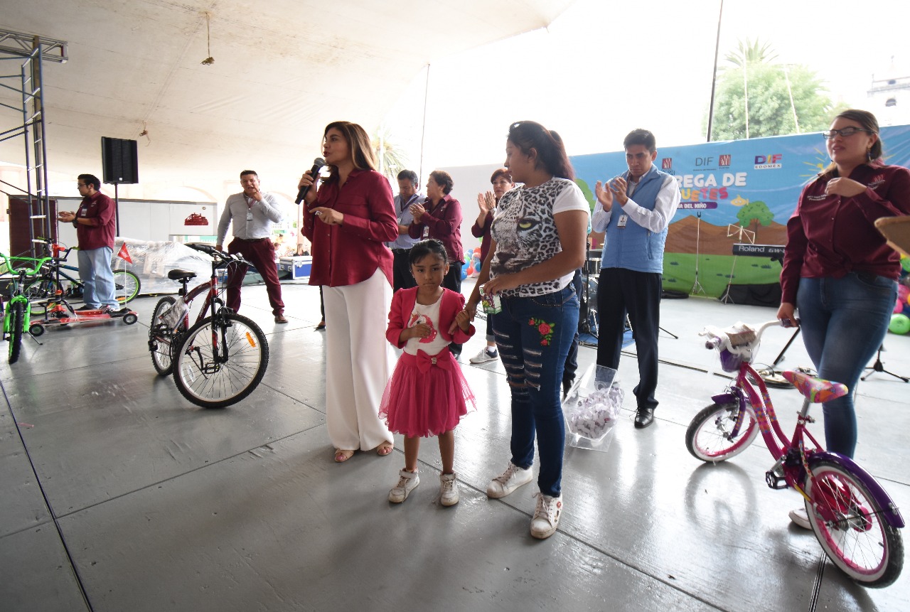 Con magno evento, Elena García festeja a las y los niños en su día #regionmx