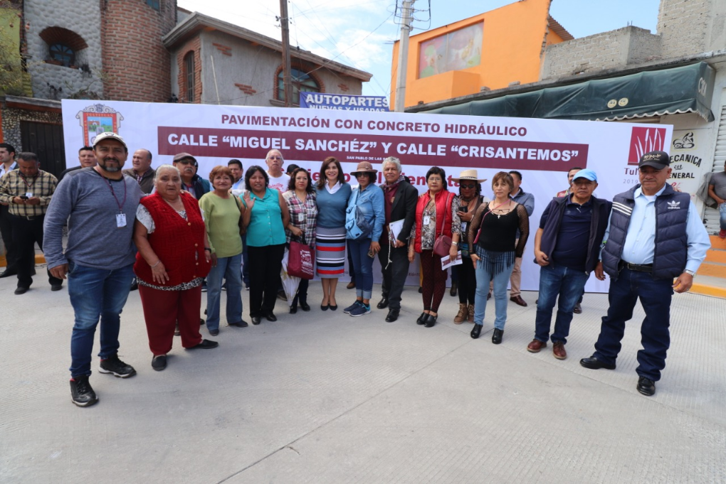 Elena García Martínez entrega calles pavimentadas con concreto hidráulico en Zona Oriente #regionmx