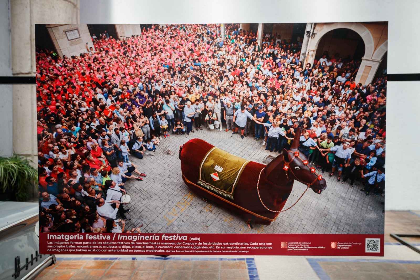 Exposición fotográfica “Catalunya, tierra de tradición y cultura popular” #regionmx