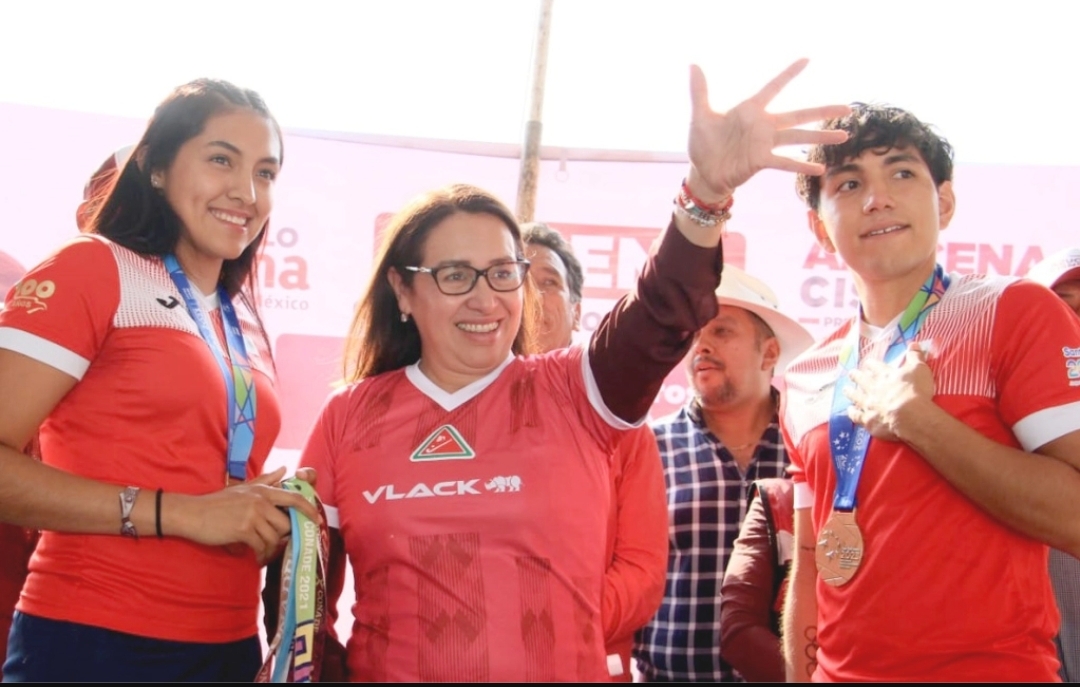 Azucena Cisneros se compromete con el deporte en Ecatepec #regionmx