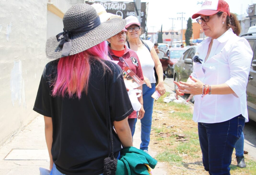 Jóvenes deben de ser el centro de atención del gobierno: Azucena Cisneros #regionmx