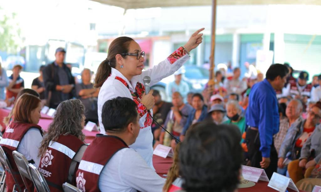 Azucena Cisneros se compromete a atender controversia territorial de Laguna de Chiconautla #regionmx 