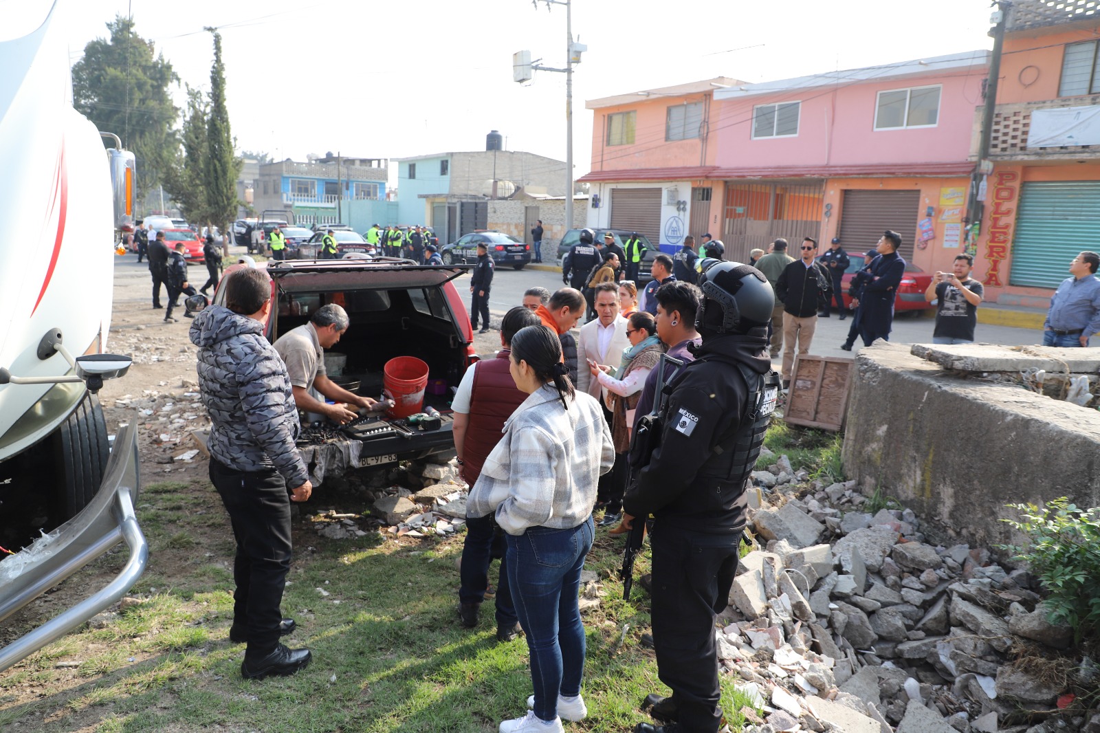 Encabeza el alcalde Daniel Serrano  inspección a comercio con denuncia ciudadana de contaminación #regionmx