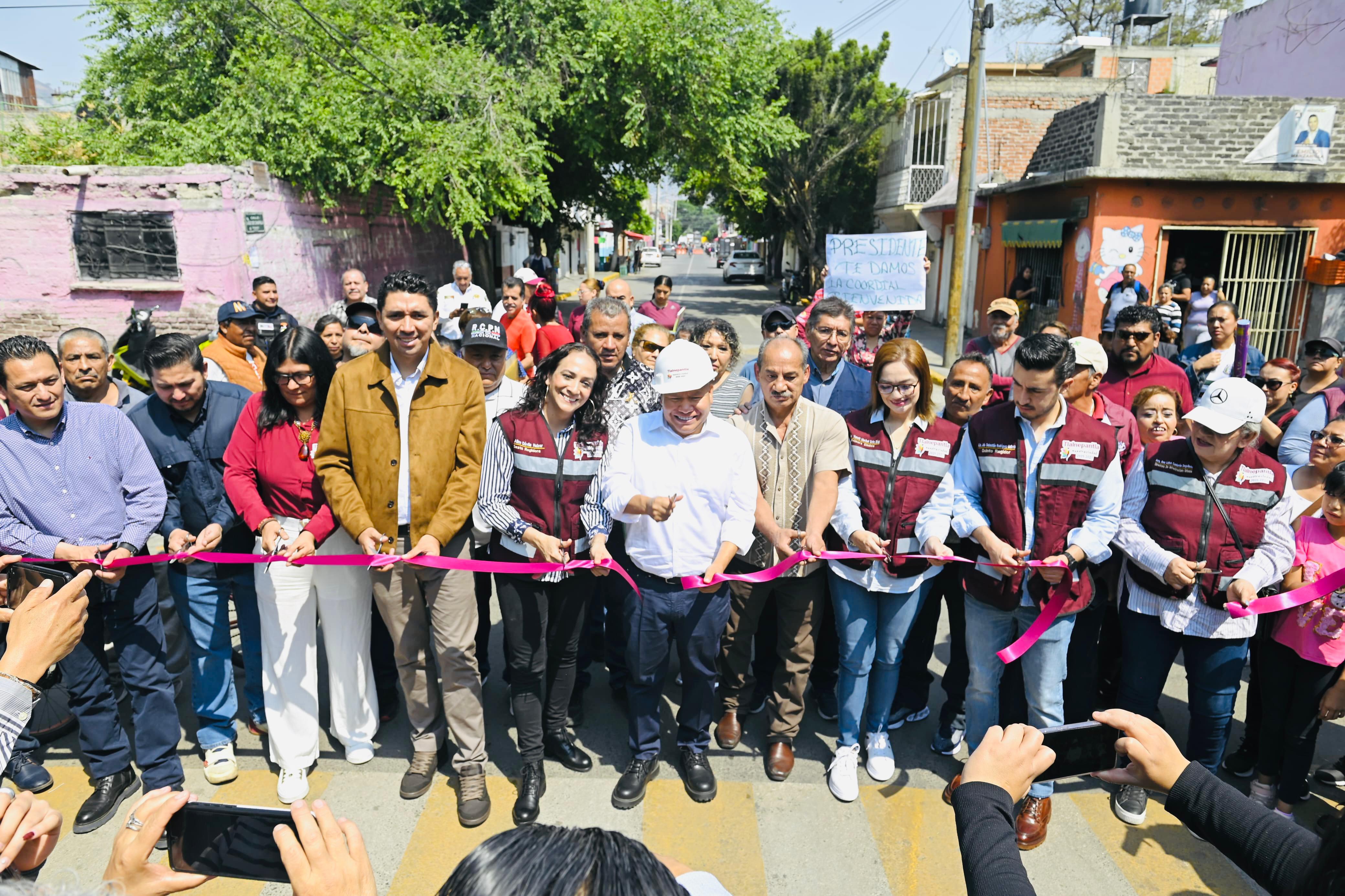 Entrega Raciel Pérez Cruz repavimentación de calles en La Laguna #regionmx