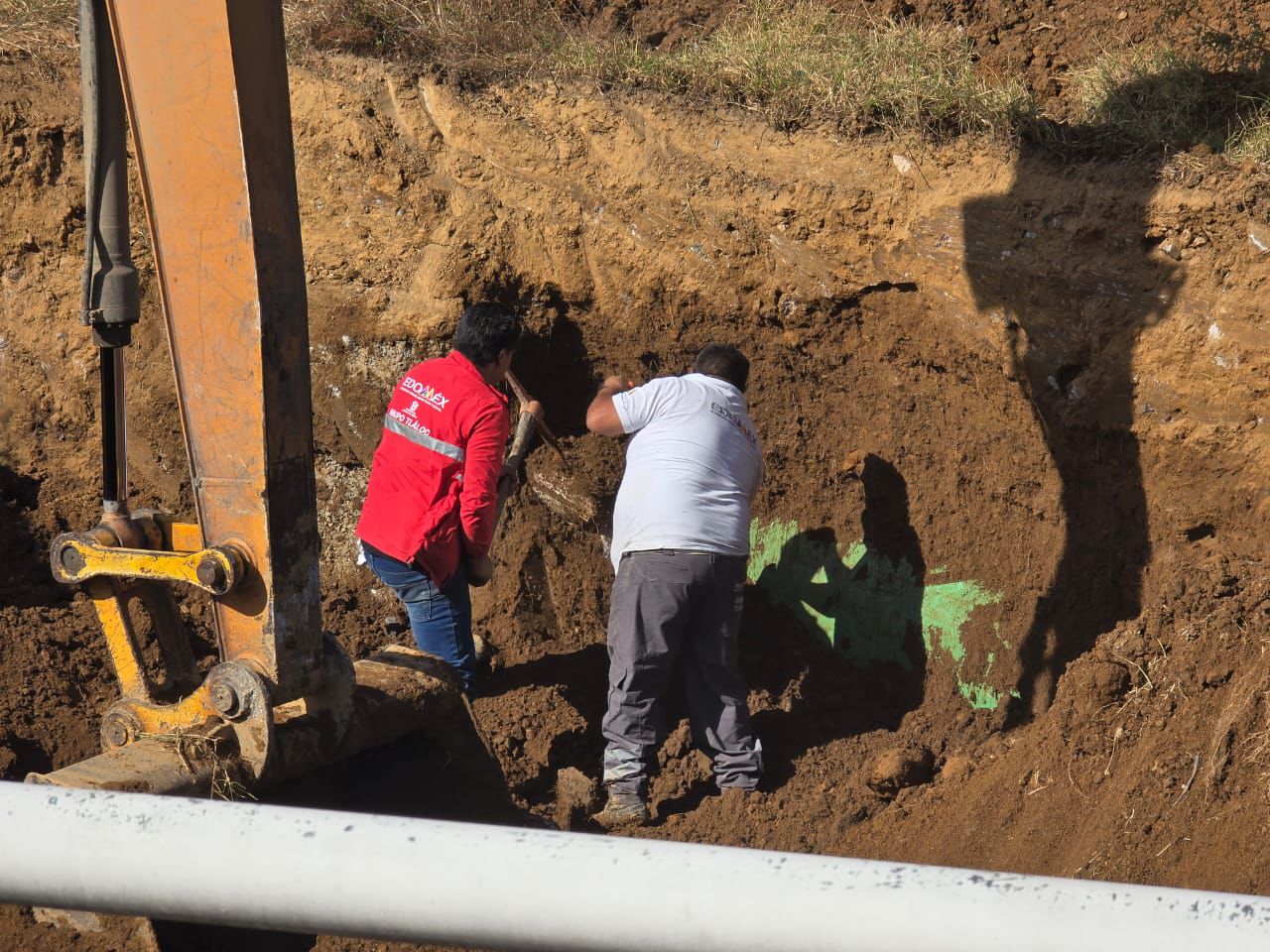 Reparan fuga cercana a Bosque Real que afectó a varias colonias naucalpenses #regionmx 