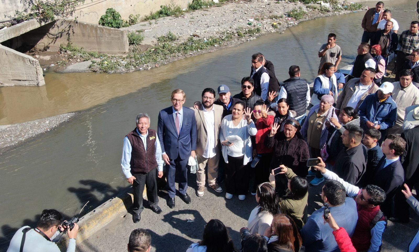 Isaac Montoya firma convenio con los Países Bajos para el rescate del Río Hondo #regionmx