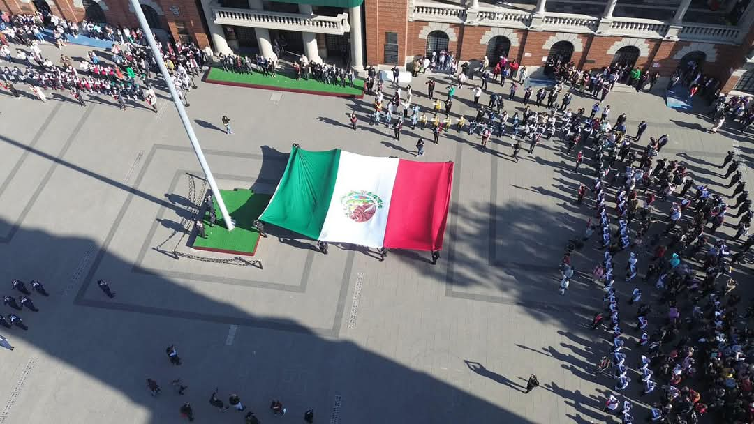 Encabeza Raciel Pérez conmemoración del día de la bandera #regionmx